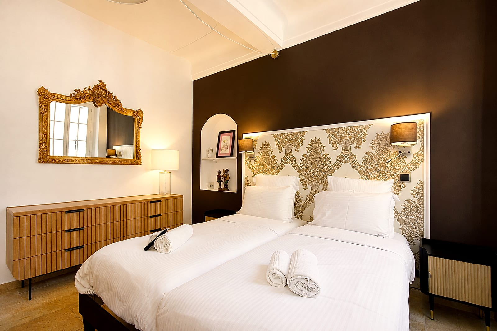 Maison Baieta — Master bedroom II, holiday rental in Old Antibes
