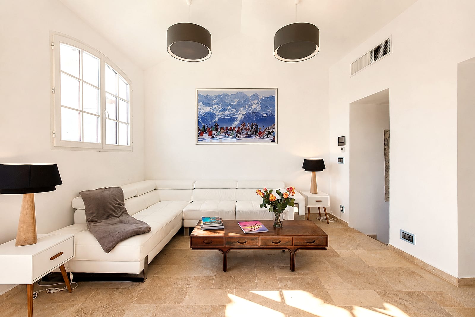 Maison Baieta — The living room, holiday rental in Old Antibes