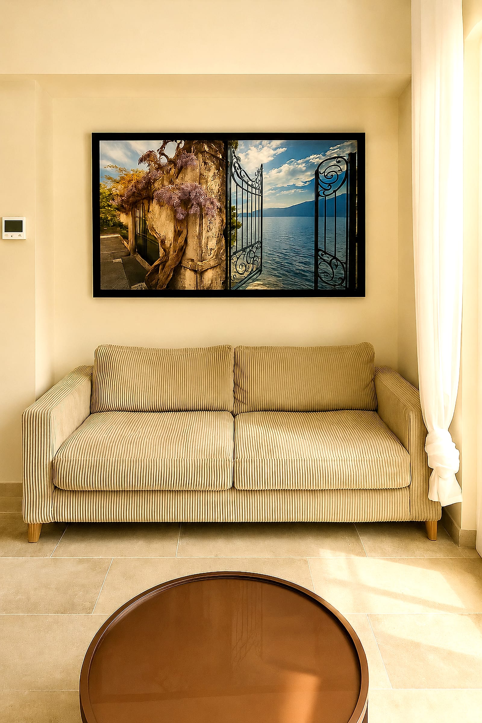 Maison BenEstre — The living room, holiday rental in Old Antibes