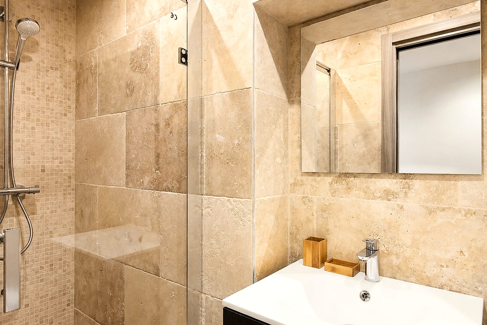 Maison Marina — Master bedroom II, holiday rental in Old Antibes