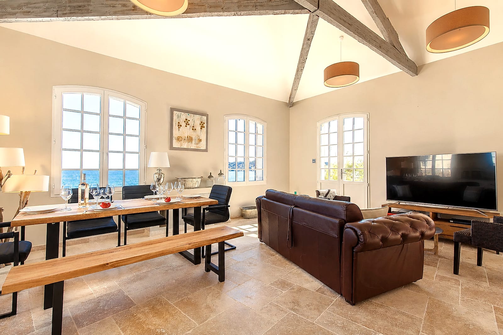 Maison Marina — The living room, holiday rental in Old Antibes