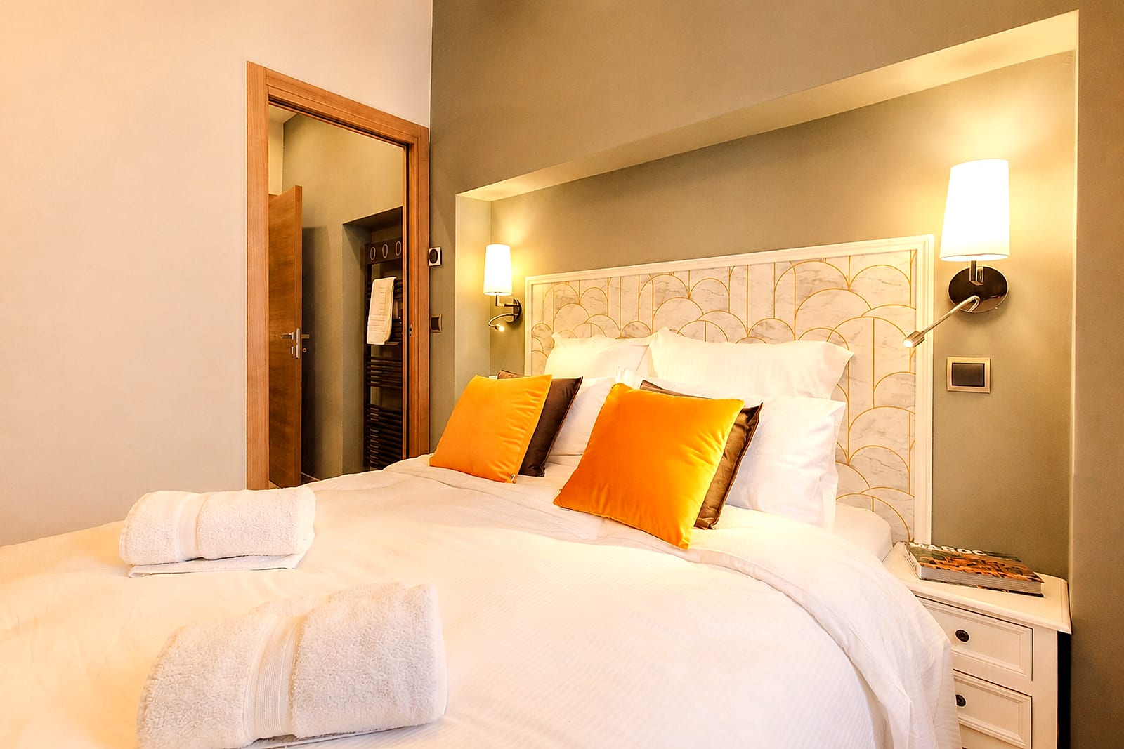 Maison Pantai — Master bedroom II, holiday rental in Old Antibes