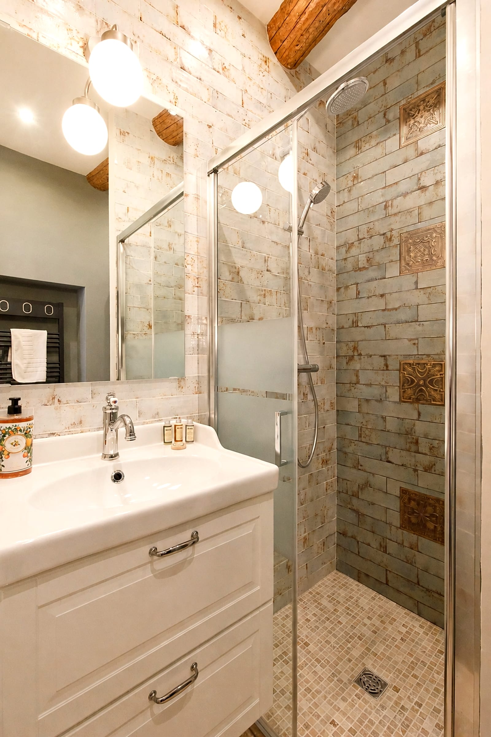 Maison Pantai — Master bedroom II, holiday rental in Old Antibes