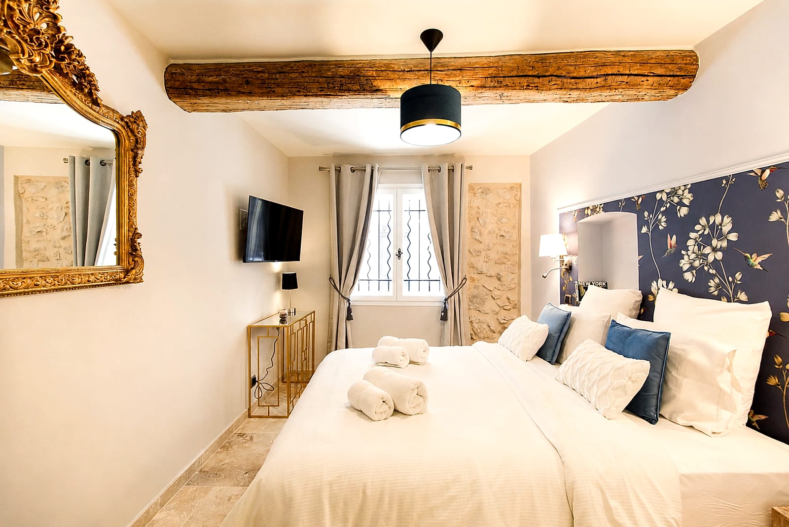 Maison Pantai — Master bedroom III, holiday rental in Old Antibes