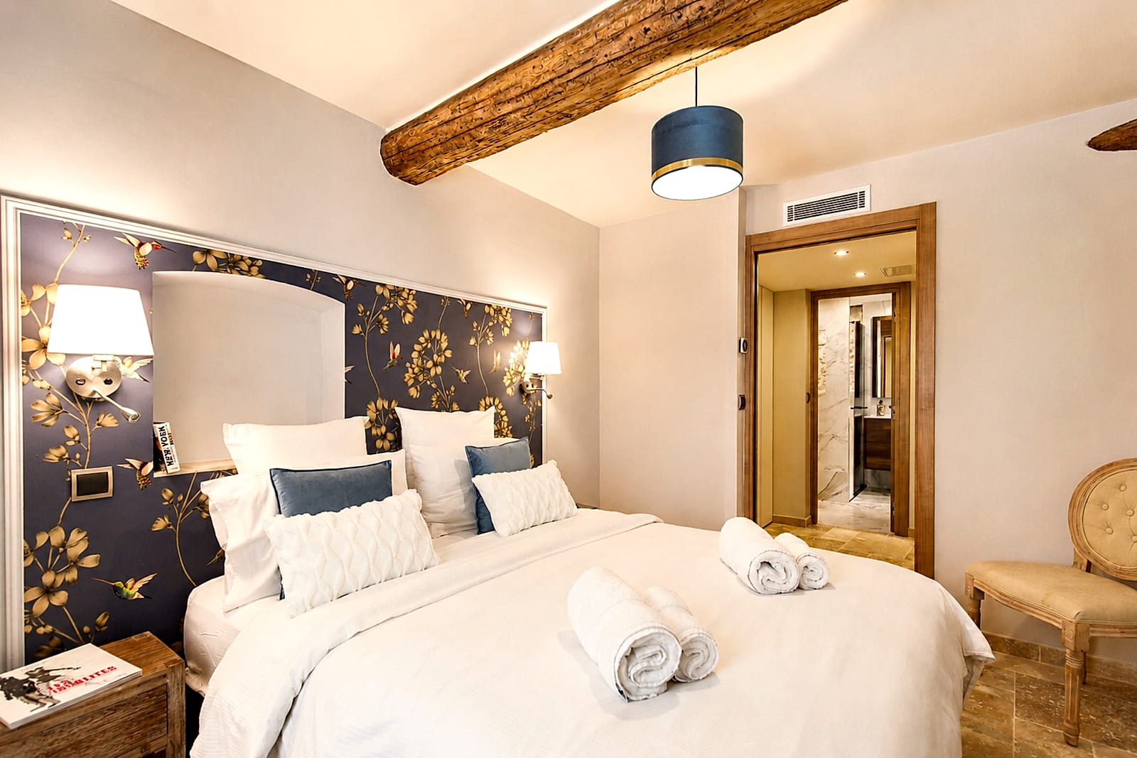 Maison Pantai — Master bedroom III, holiday rental in Old Antibes
