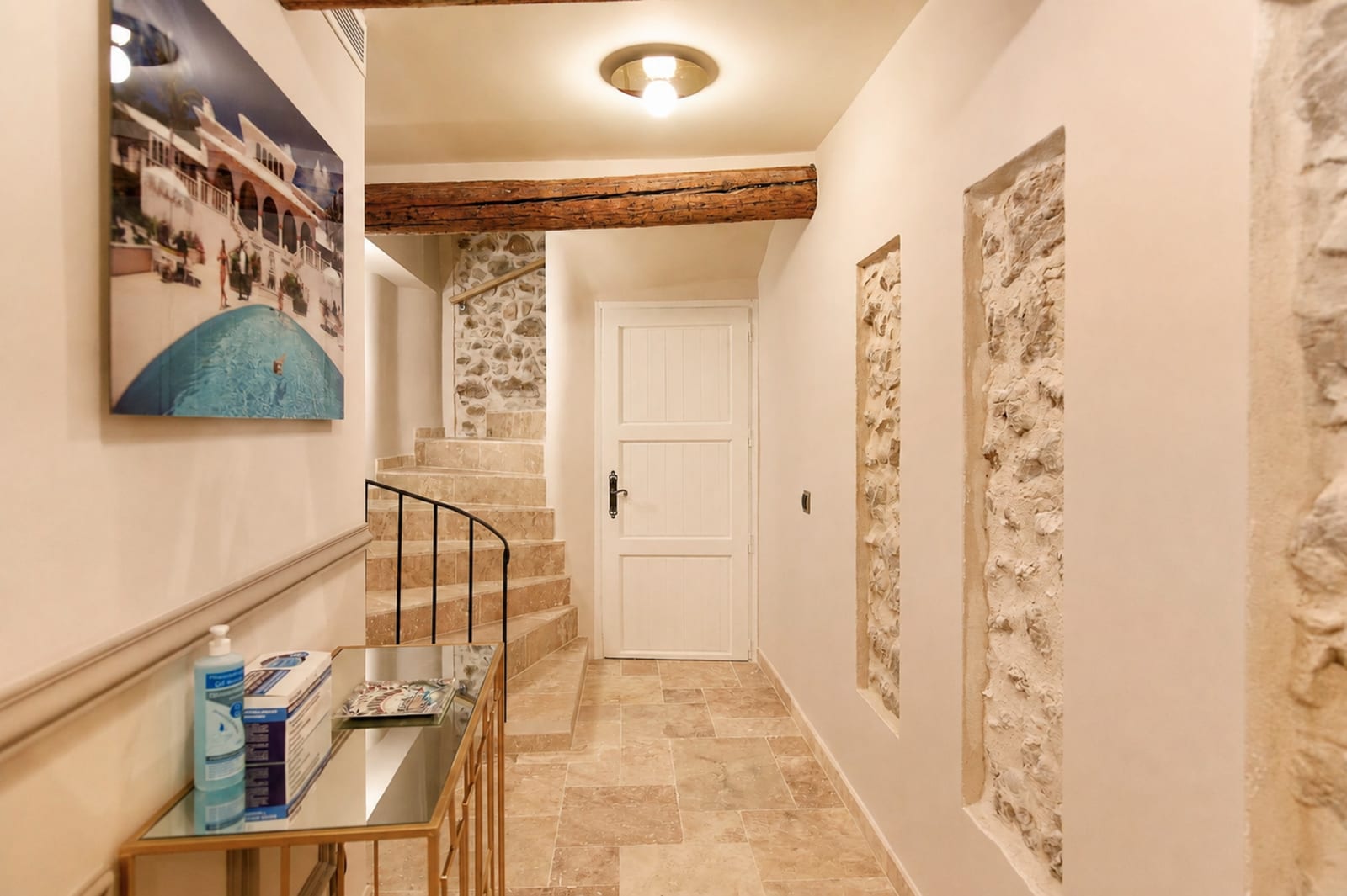 Maison Pantai — The entrance, holiday rental in Old Antibes