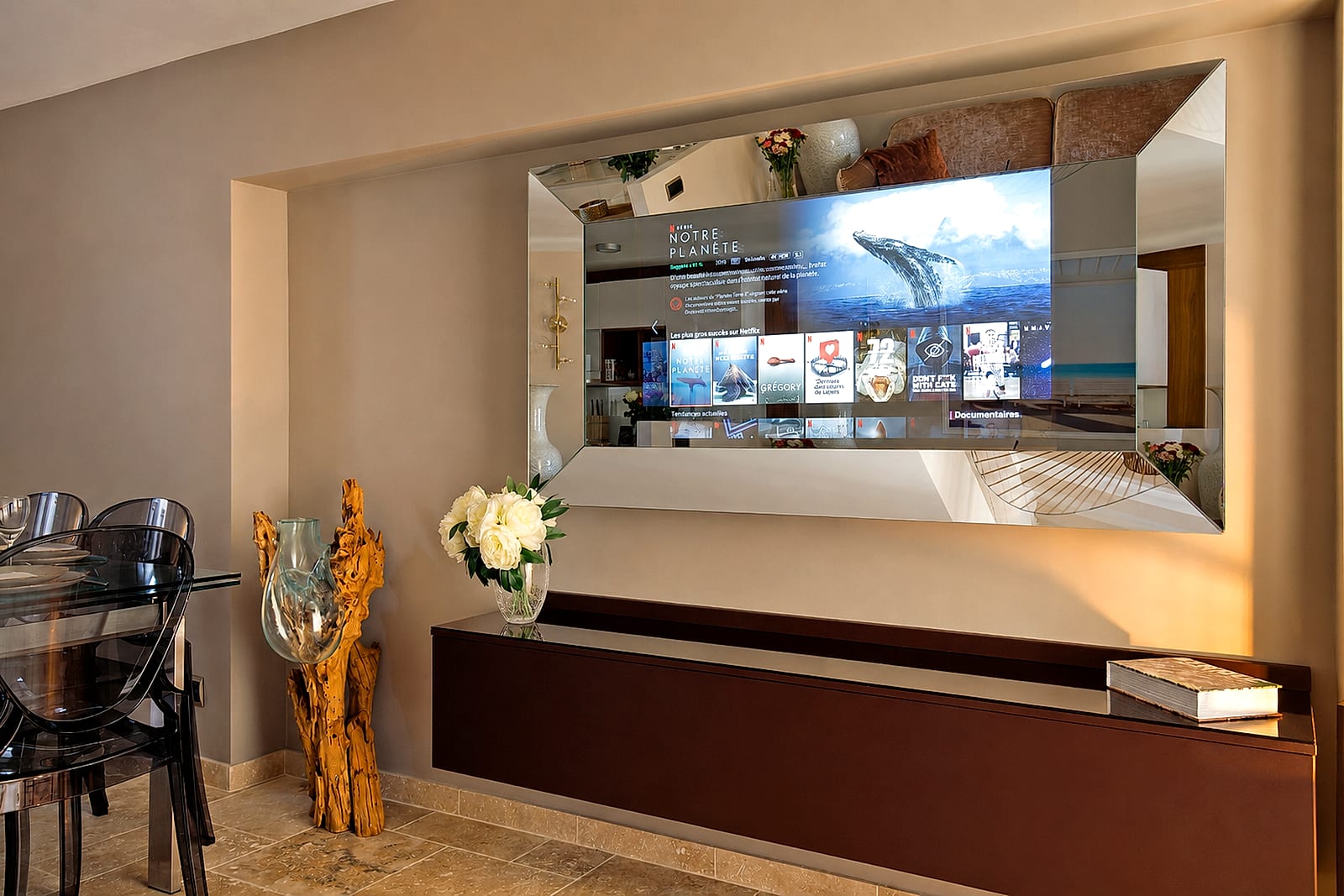 Maison Pantai — The living room, holiday rental in Old Antibes