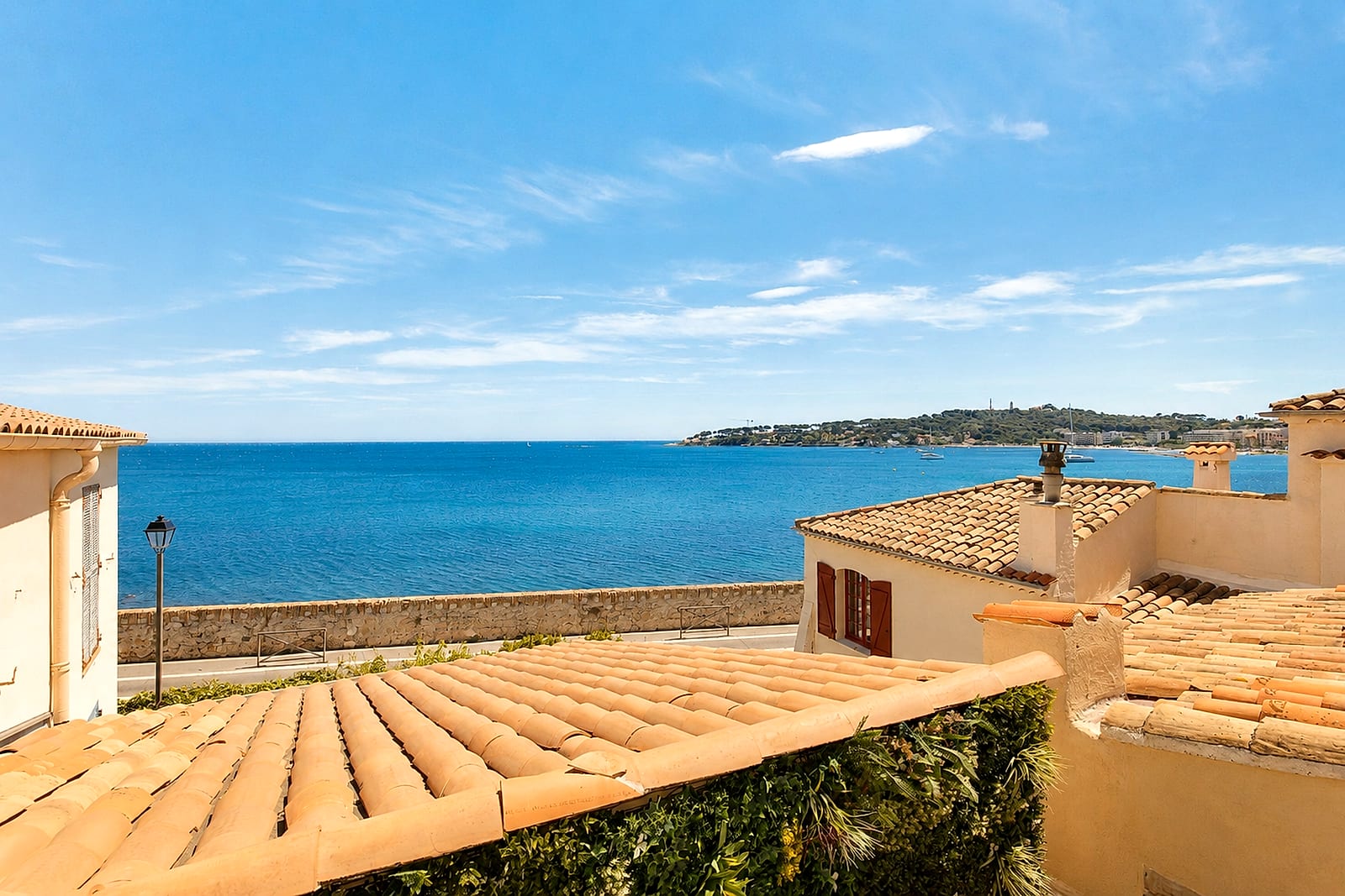 Maison Pantai — The terrace, holiday rental in Old Antibes