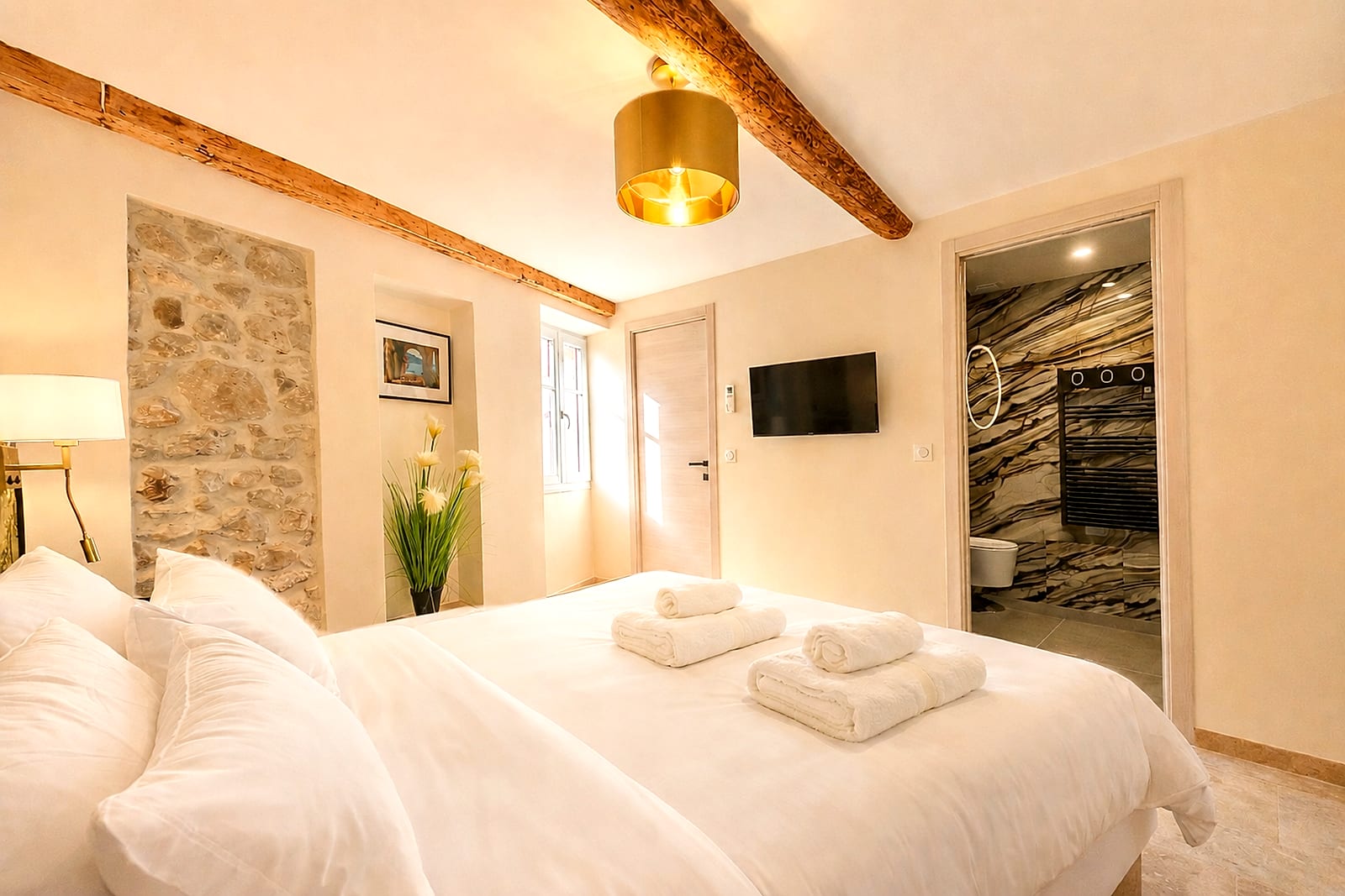 Maison Soleiha — Master bedroom II, holiday rental in Old Antibes