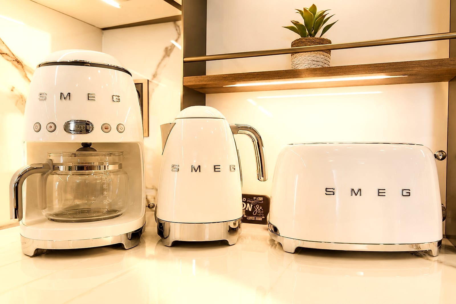Maison Soleiha — The kitchen, holiday rental in Old Antibes