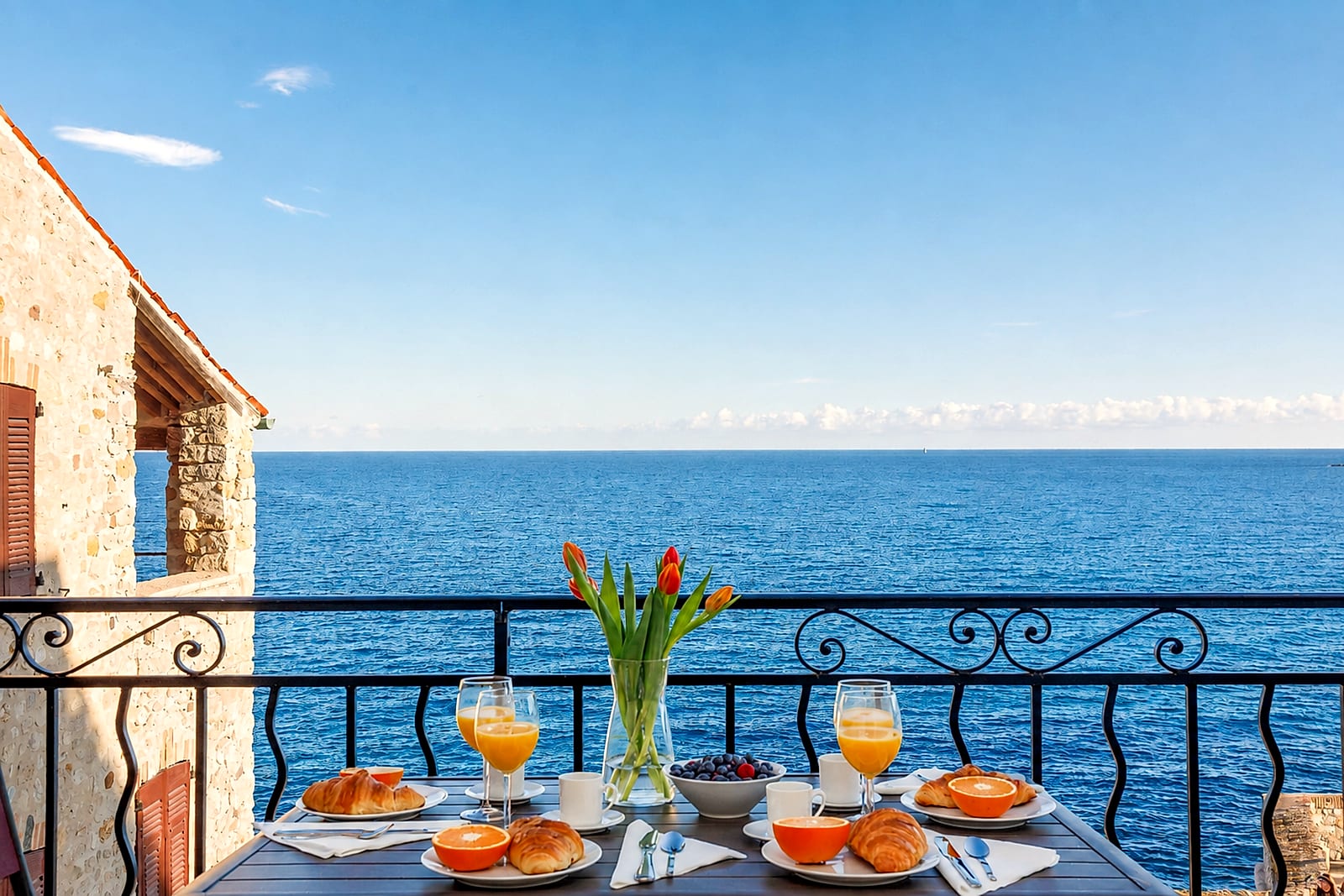 Maison VistaMar — hero, holiday rental in Old Antibes