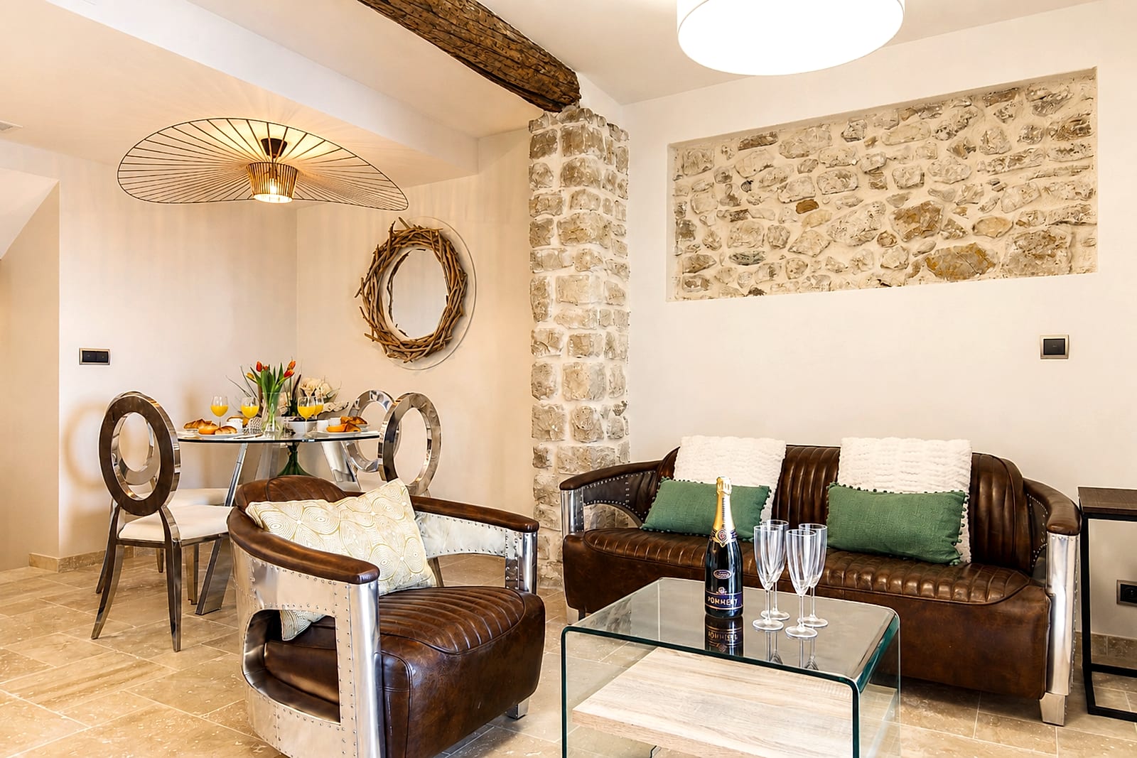 Maison VistaMar — The living room, holiday rental in Old Antibes